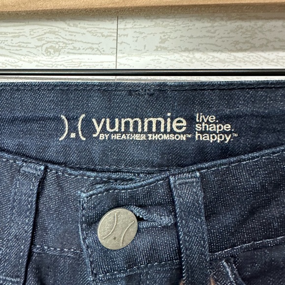 NWT Yummie Jeans Size 26 - Picture 5 of 8